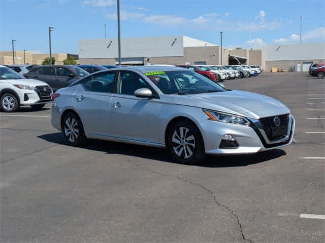 2020 Nissan Altima 2.5 S 8