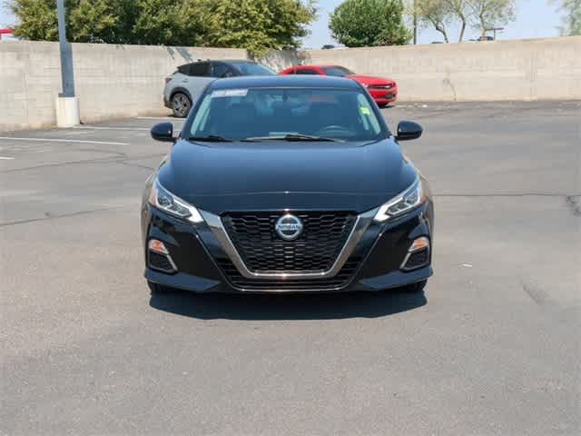 2019 Nissan Altima 2.5 SR 9