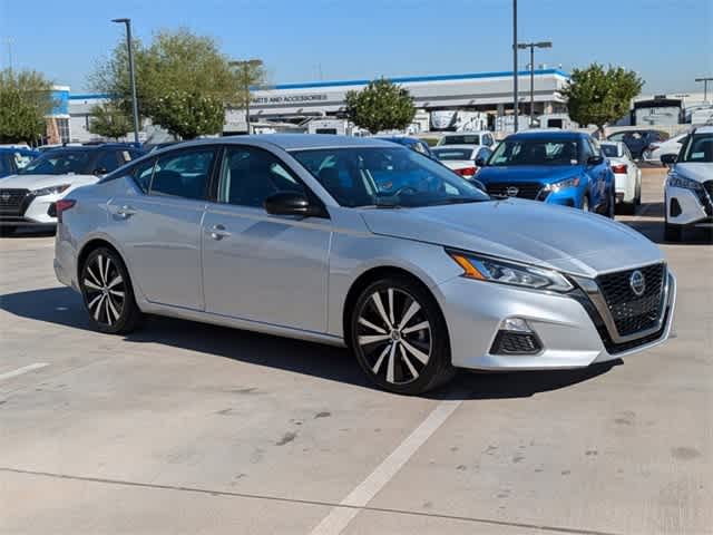 2022 Nissan Altima 2.5 SR 8