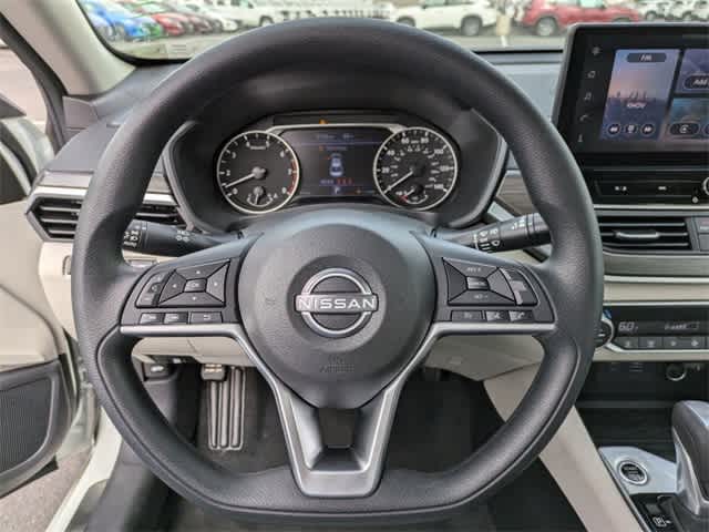 2025 Nissan Altima SV 20