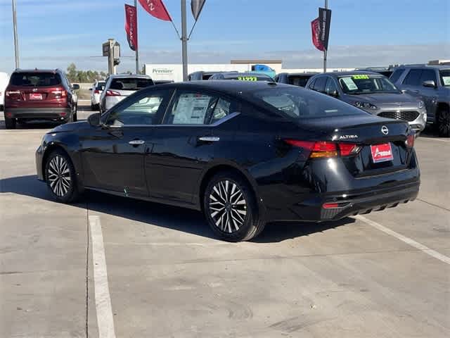 2024 Nissan Altima 2.5 SV 4