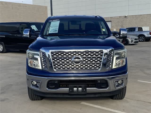 2017 Nissan Titan SL 4x4 Crew Cab 9