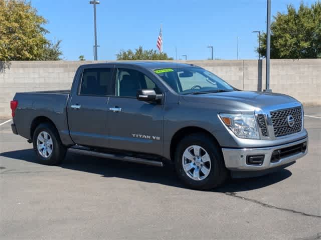 2018 Nissan Titan SV 4x2 Crew Cab 8