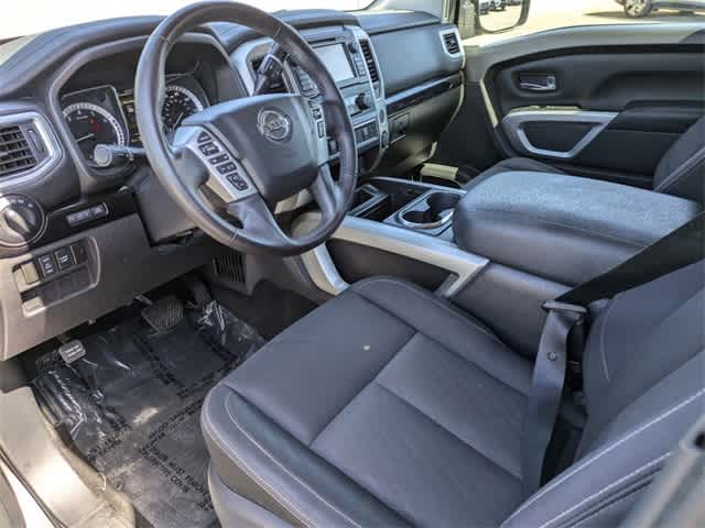 2018 Nissan Titan SV 4x2 Crew Cab 2