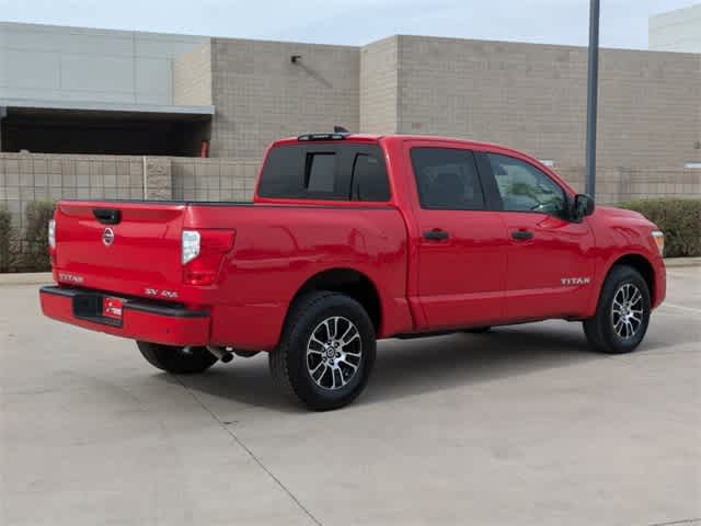 2022 Nissan Titan SV 4x4 Crew Cab 6