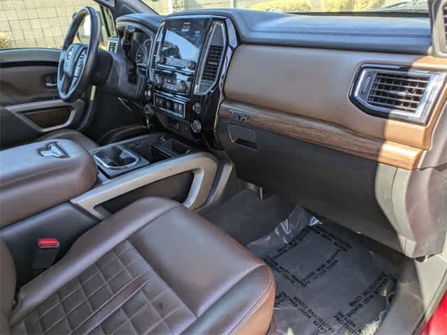 2022 Nissan Titan Platinum Reserve 4x4 Crew Cab 13