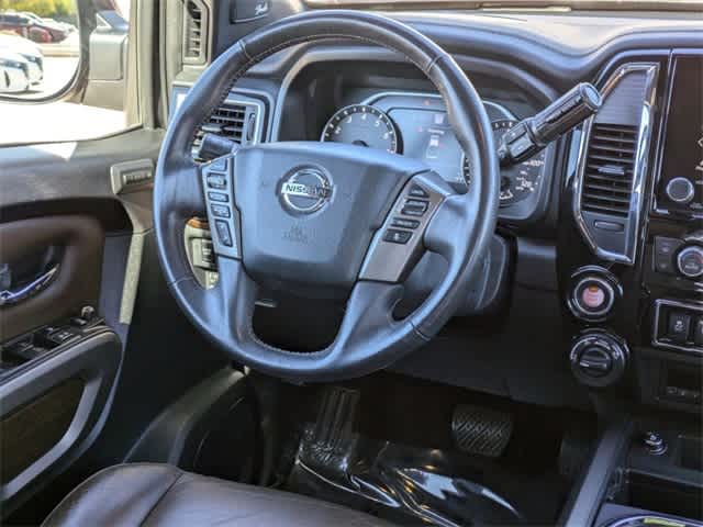 2022 Nissan Titan Platinum Reserve 4x4 Crew Cab 16