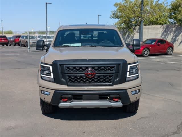 2024 Nissan Titan PRO-4X 4x4 Crew Cab 9