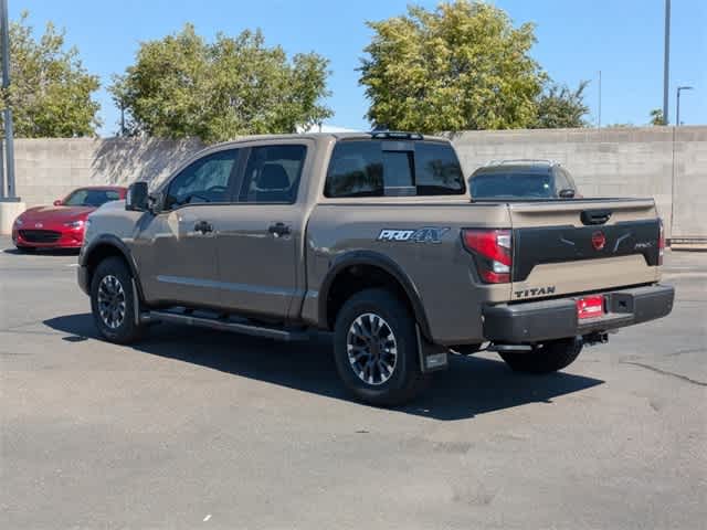 2024 Nissan Titan PRO-4X 4x4 Crew Cab 4