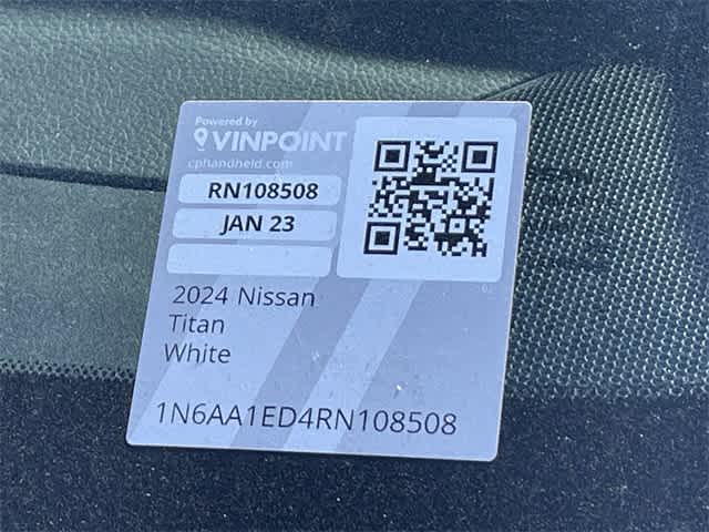 2024 Nissan Titan PRO-4X 4x4 Crew Cab 22