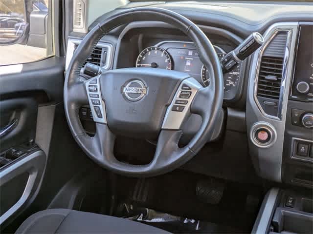 2021 Nissan Titan SV 4x2 Crew Cab 16