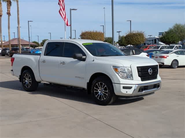 2021 Nissan Titan SV 4x2 Crew Cab 8