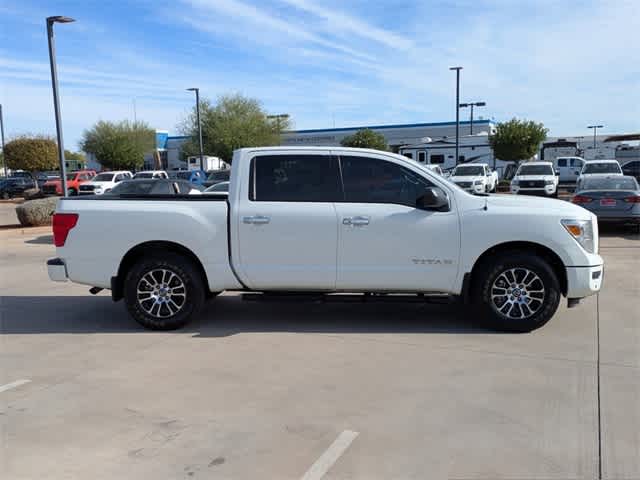 2021 Nissan Titan SV 4x2 Crew Cab 7