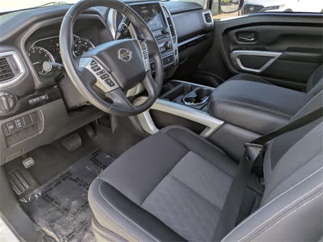 2021 Nissan Titan SV 4x2 Crew Cab 2