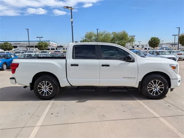 2024 Nissan Titan SV 4x2 Crew Cab 7