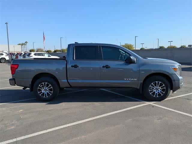 2024 Nissan Titan SV 4x2 Crew Cab 7