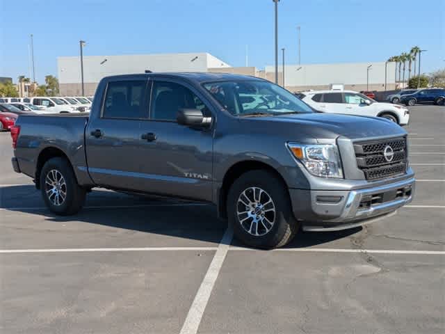 2024 Nissan Titan SV 4x2 Crew Cab 8