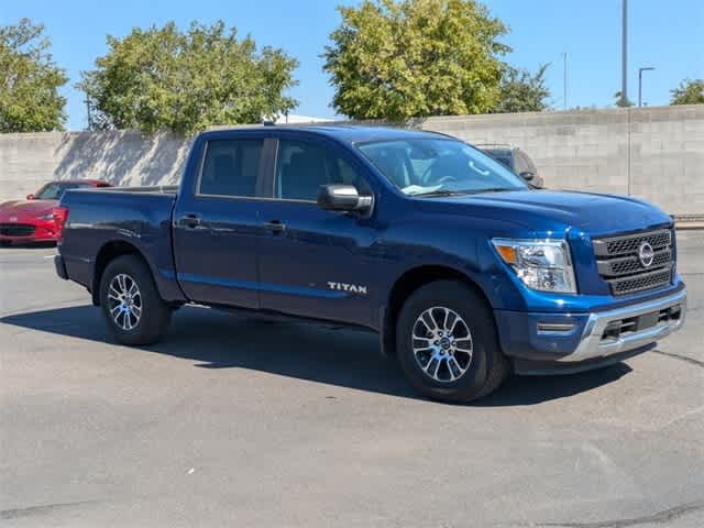 2024 Nissan Titan SV 4x2 Crew Cab 8