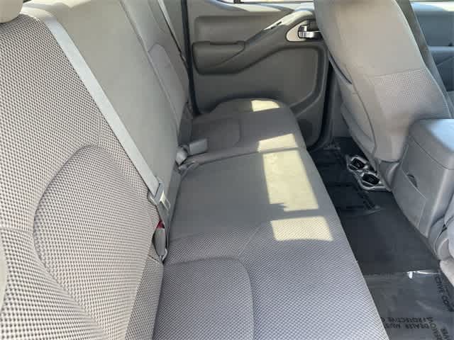 2019 Nissan Frontier SV Crew Cab 4x2 Auto 15
