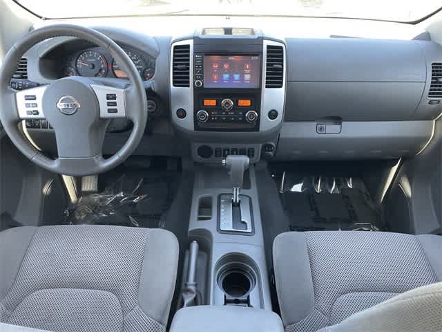 2019 Nissan Frontier SV Crew Cab 4x2 Auto 16