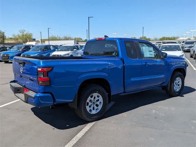 2024 Nissan Frontier SV King Cab 4x4 7