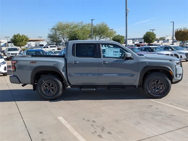 2025 Nissan Frontier PRO-4X Crew Cab 4x4 7