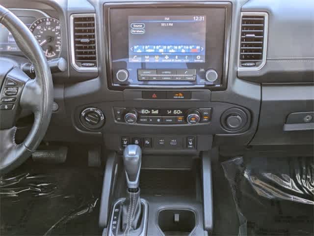 2022 Nissan Frontier SV Crew Cab 4x4 Auto 17