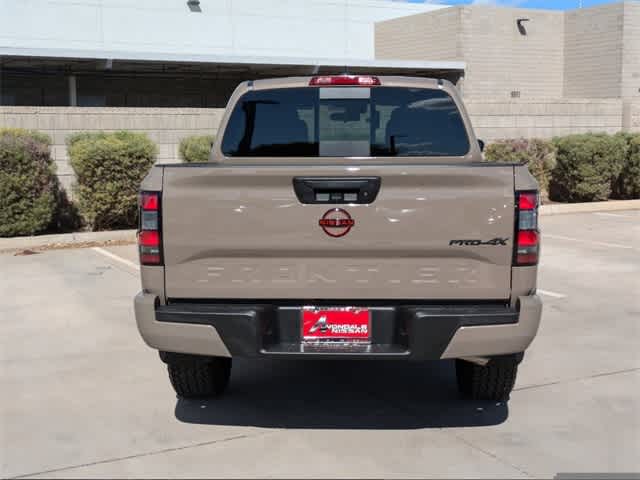 2024 Nissan Frontier PRO-4X Crew Cab 4x4 5