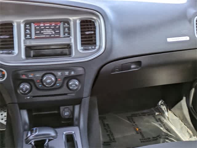 2012 Dodge Charger SE 19