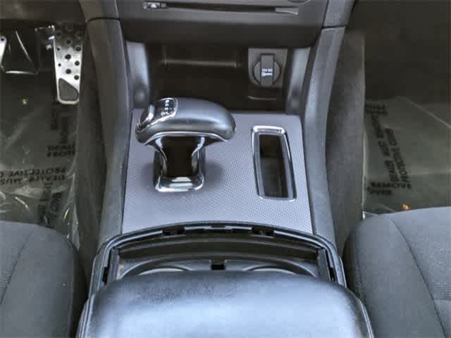 2012 Dodge Charger SE 21