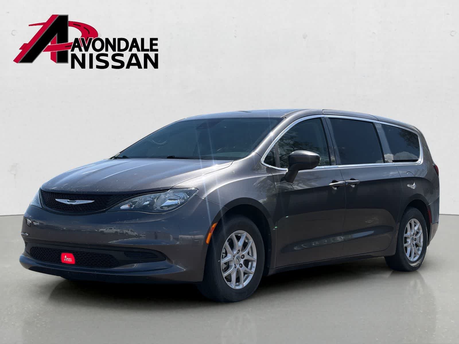 2023 Chrysler Voyager