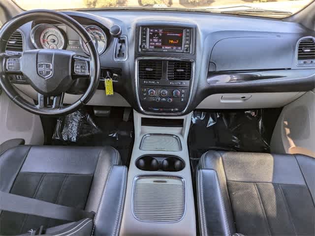 2020 Dodge Grand Caravan SXT 17