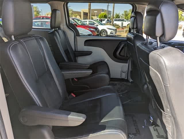 2018 Dodge Grand Caravan SXT 15