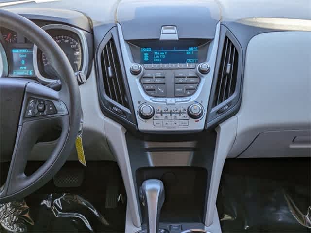 2015 Chevrolet Equinox LS 19