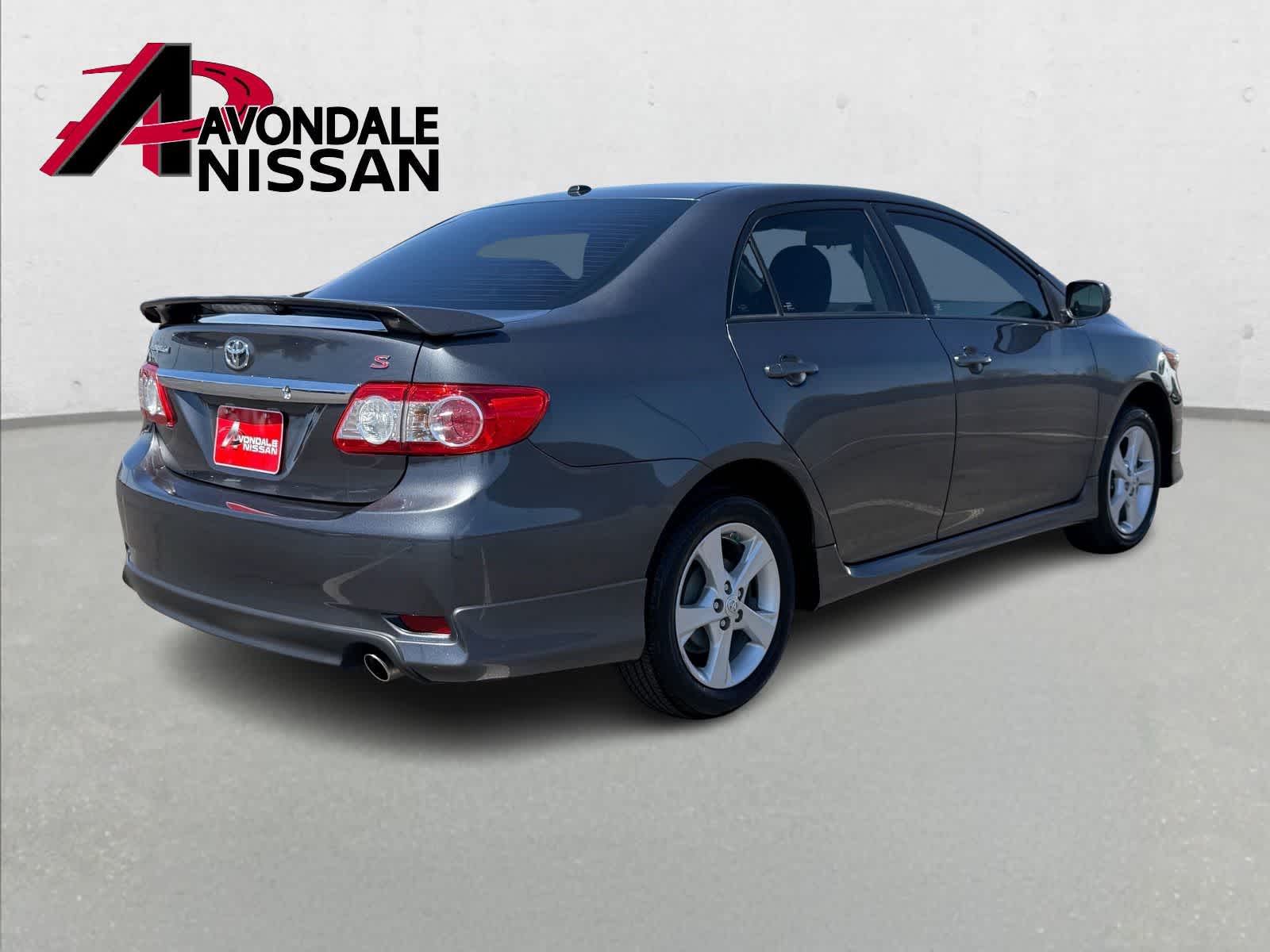 View vehicle photo 7