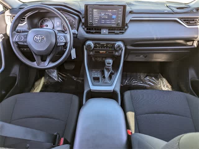 2022 Toyota RAV4 LE 16