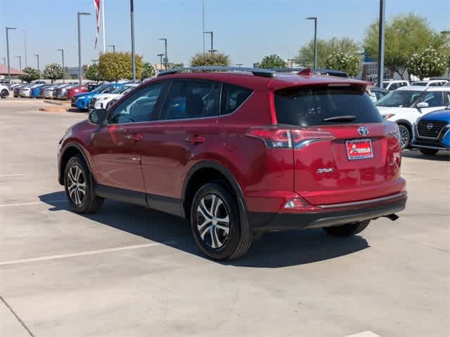 2018 Toyota RAV4 LE 4