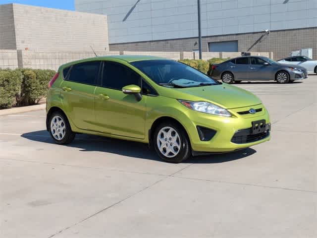 2013 Ford Fiesta SE 8