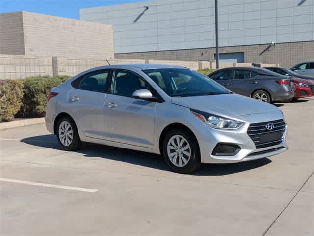 2021 Hyundai Accent SE 8