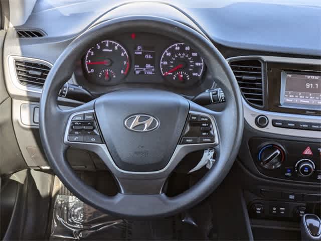 2021 Hyundai Accent SE 21