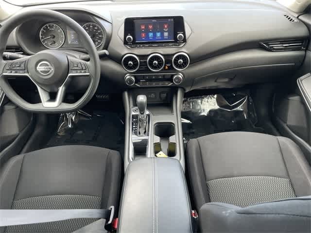 2020 Nissan Sentra S 16