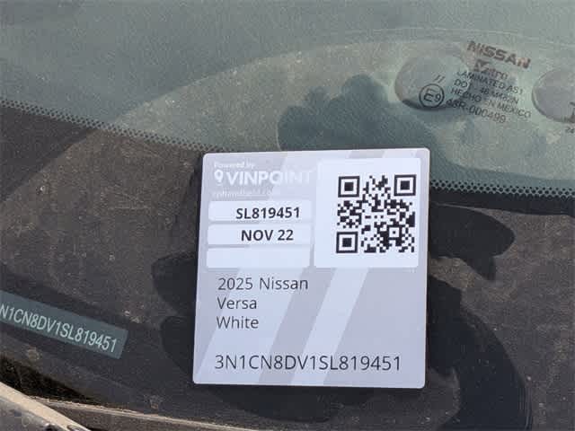 2025 Nissan Versa S 21