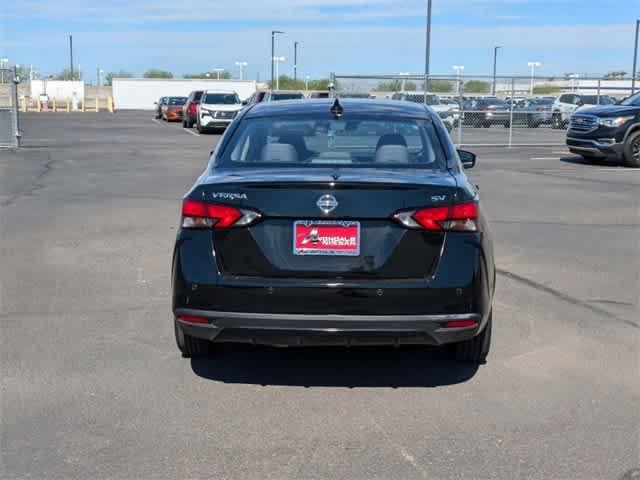 2021 Nissan Versa SV 5