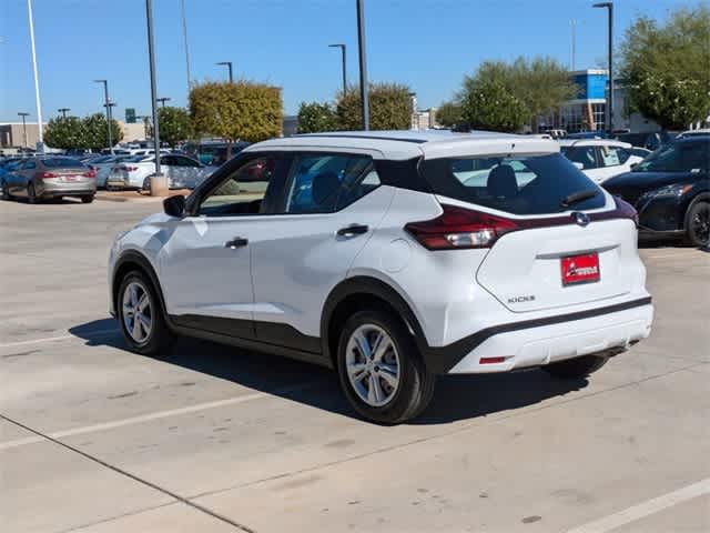 2021 Nissan Kicks S 4