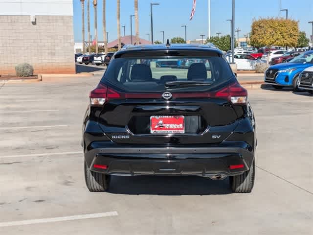 2022 Nissan Kicks SV 5