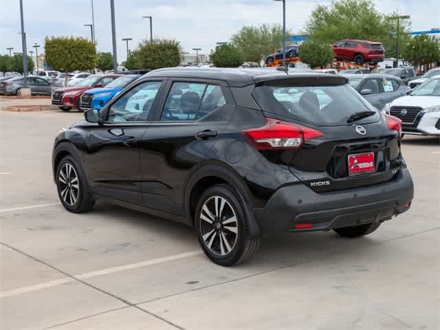 2020 Nissan Kicks SV 3