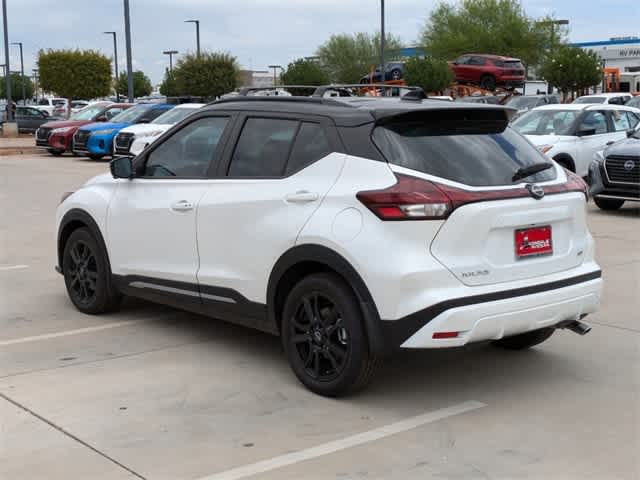 2024 Nissan Kicks SR 4