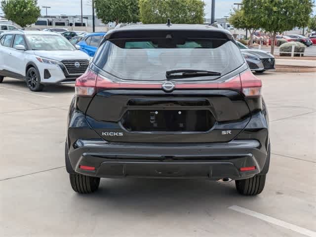 2024 Nissan Kicks SR 5