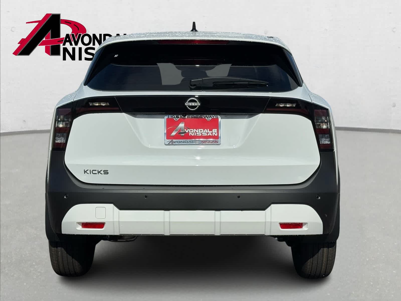 2026 Nissan Kicks S photo 2