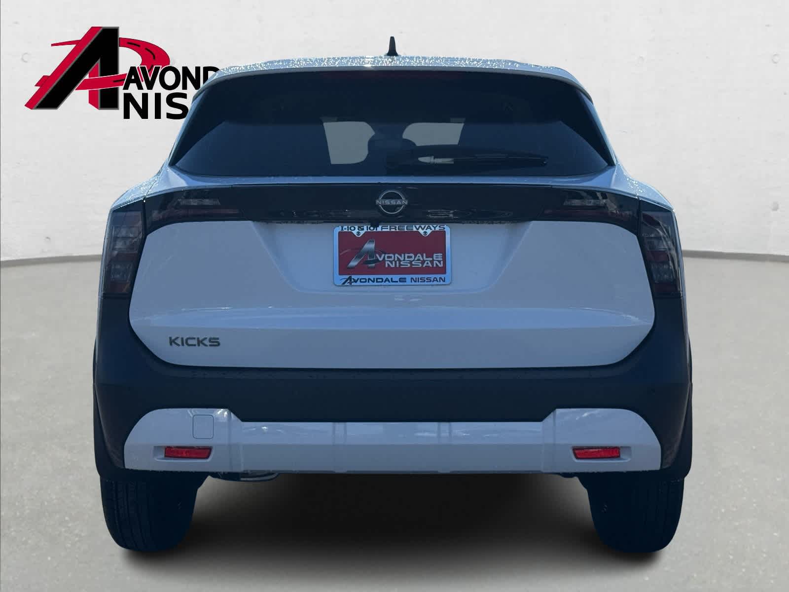 2026 Nissan Kicks S photo 2